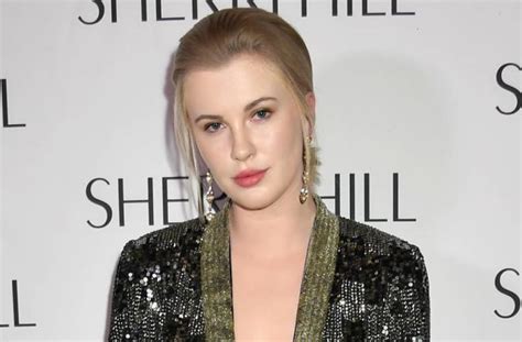 Ireland Baldwin Poses Naked for PETA Like Mom Kim Basinger